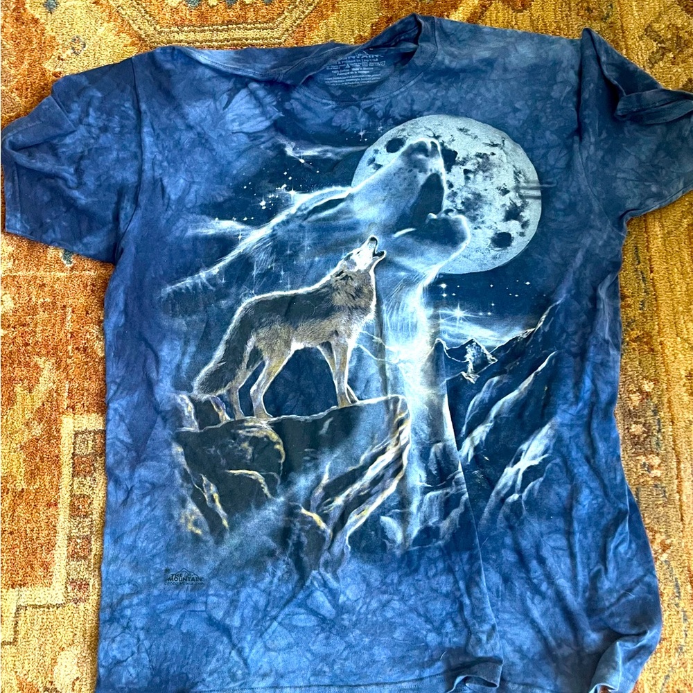 The Mountain Large Tee.